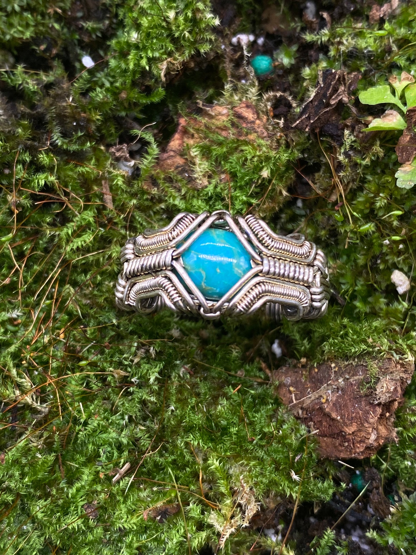 Fine Sterling Silver, Arizona Turquoise 
Artisan Crafted Ring