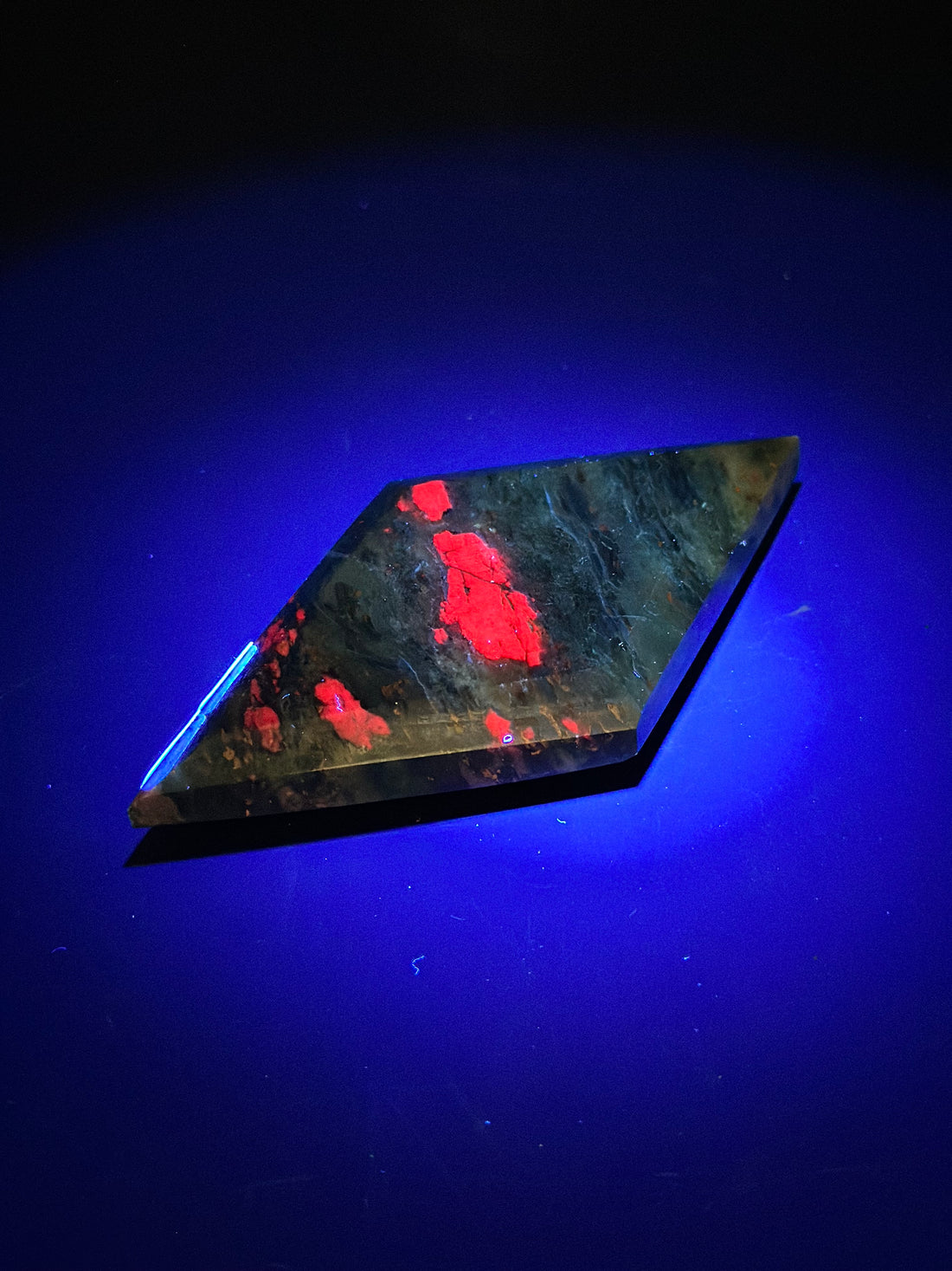 Ruby and Emerald Rhombus (815W07) – Next World Exotics